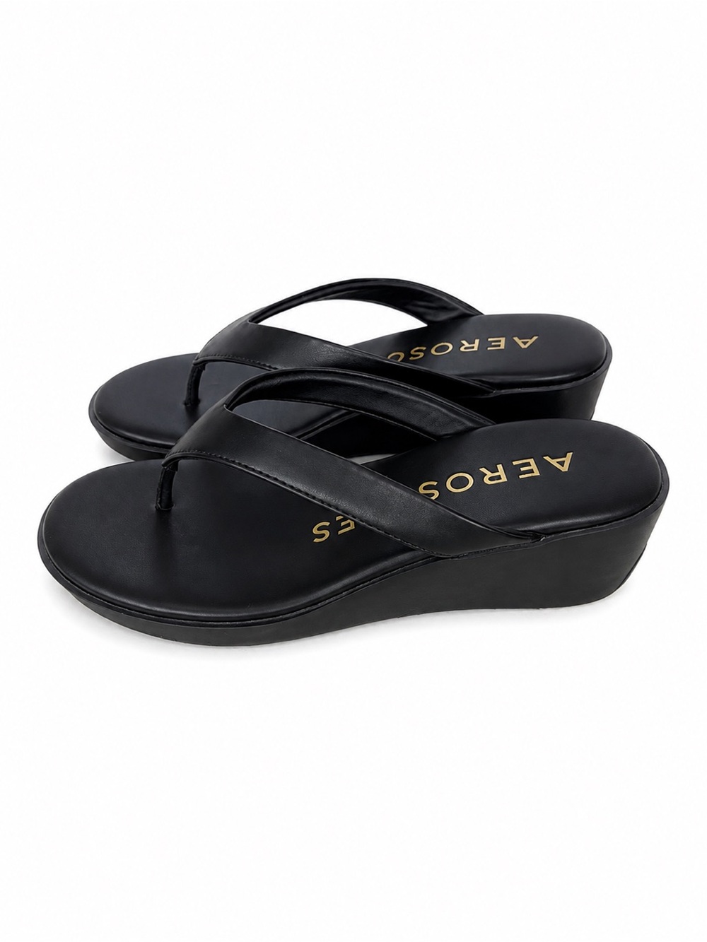AEROSOLES Black Leather Wedge Thong Sandals